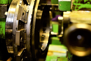 Maquinaria producción mecanizados cnc de precisión